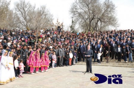 VASİF TALIBOV AİLƏSİ İLƏ BİRGƏ BAYRAMI QEYD EDİB VASİF TALIBOV AİLƏSİ İLƏ BİRGƏ BAYRAMI QEYD EDİB
