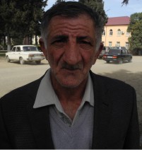İCRA BAŞÇISI ÇOBAN XANIŞIN OĞLUNU SIXIŞDIRIR İCRA BAŞÇISI ÇOBAN XANIŞIN OĞLUNU SIXIŞDIRIR