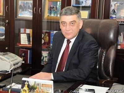 Əbülfəs Qarayev Bakıdakı adamından imtina edir və onun fəaliyyətini araşdırtdırır Əbülfəs Qarayev Bakıdakı adamından imtina edir və onun fəaliyyətini araşdırtdırır
