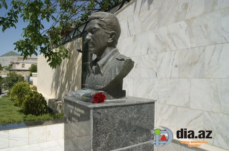 Vaqif Axundovun idarəsində “xırda korrupsiya” – Milli Qəhrəmanın ruhunu incidən kimdir? Vaqif Axundovun idarəsində “xırda korrupsiya” – Milli Qəhrəmanın ruhunu incidən kimdir?