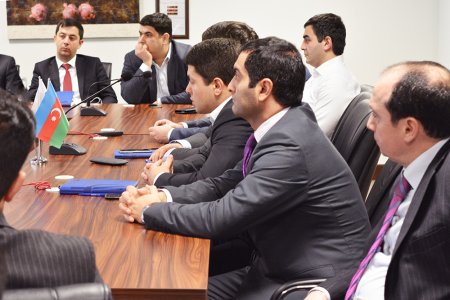"NikoilBank" işçiləri şəhidlərimizi yad etdi "NikoilBank" işçiləri şəhidlərimizi yad etdi