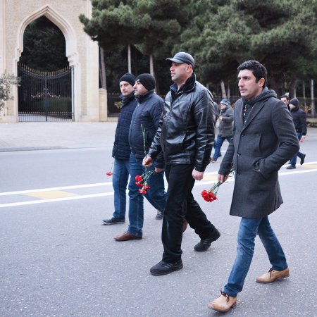 "NikoilBank" işçiləri şəhidlərimizi yad etdi "NikoilBank" işçiləri şəhidlərimizi yad etdi