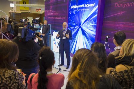 Bakutel-2016-da 4G-nin gücünü Azercell-lə sına! Bakutel-2016-da 4G-nin gücünü Azercell-lə sına!