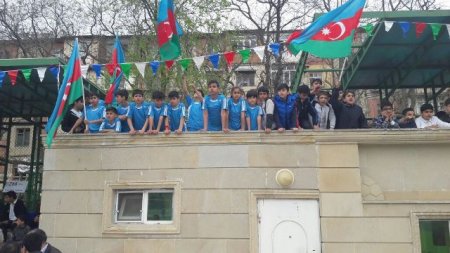 Nəsimi rayonunda futbol üzrə «Coca-Cola Məktəbli kuboku»nun yarışlarına start verildi Nəsimi rayonunda futbol üzrə «Coca-Cola Məktəbli kuboku»nun yarışlarına start verildi