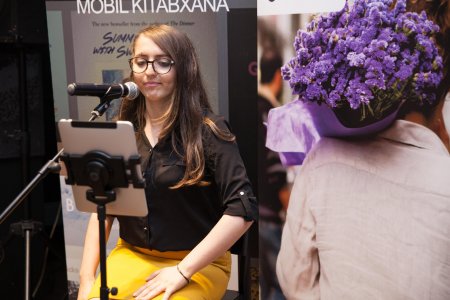 “Gənclər kitab oxuyur” layihəsinin mövsüm bağlanışı keçirilib “Gənclər kitab oxuyur” layihəsinin mövsüm bağlanışı keçirilib