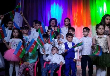 Bakcell Uşaqların Beynəlxalq Müdafiəsi Gününü Gəncədə qeyd etdi Bakcell Uşaqların Beynəlxalq Müdafiəsi Gününü Gəncədə qeyd etdi