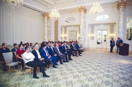 “Nar” il ərzində 380 ədəd 4G stansiyası qurub “Nar” il ərzində 380 ədəd 4G stansiyası qurub