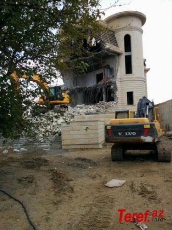 Cəbrayıl Xanlarovdan ÖZBAŞINA QƏRARLAR... Cəbrayıl Xanlarovdan ÖZBAŞINA QƏRARLAR...