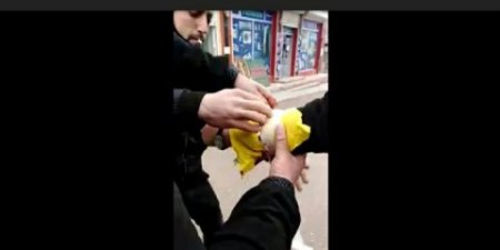 Siyəzənin başçısı bezdirdi, Qarabağ qazisi özünü doğradı Siyəzənin başçısı bezdirdi, Qarabağ qazisi özünü doğradı