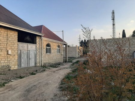Gəncənin icra başçıları saxta sərəncamlar satmaqla prezidentə qarşı sabotajla məşğuldur Gəncənin icra başçıları saxta sərəncamlar satmaqla prezidentə qarşı sabotajla məşğuldur