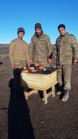 Onun üçün vəzifə bütün dəyərlərdən üstündür... Onun üçün vəzifə bütün dəyərlərdən üstündür...