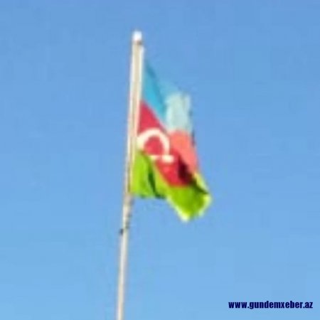 Samuxun icra başçısı BUNU GÖRMÜRMÜ? Samuxun icra başçısı BUNU GÖRMÜRMÜ?