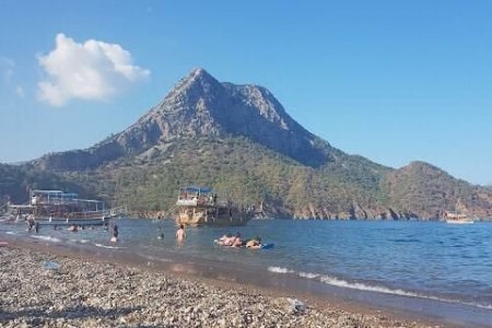 Səfir oğlunun SULUADA KEYFİ... Səfir oğlunun SULUADA KEYFİ...