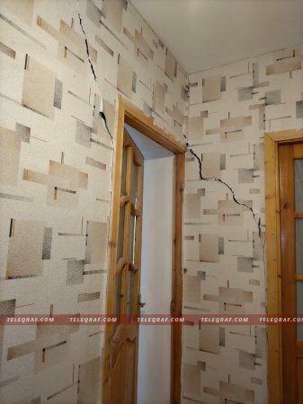 Goranboyda Şəhid Ailəsinə tikilən ev BAŞLARINA UÇUR... Goranboyda Şəhid Ailəsinə tikilən ev BAŞLARINA UÇUR...