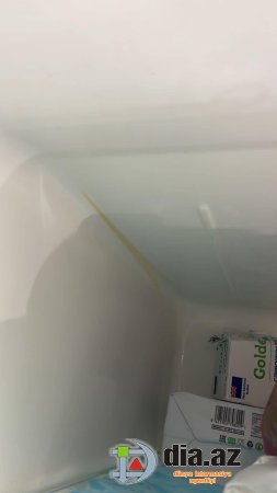 "Camaatı niyə gic yerinə qoyursunuz?" "Camaatı niyə gic yerinə qoyursunuz?"