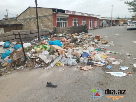 Siraqəddin Cabbarov Sabirabadı rəsmən XARABAYA ÇEVİRİB... Siraqəddin Cabbarov Sabirabadı rəsmən XARABAYA ÇEVİRİB...