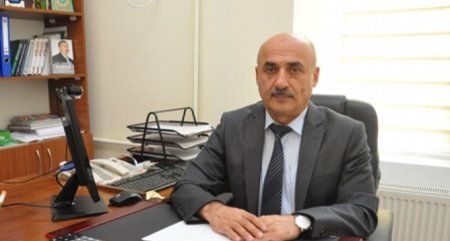 Prorektor LDU-nu BAZARA ÇEVİRİB... Prorektor LDU-nu BAZARA ÇEVİRİB...