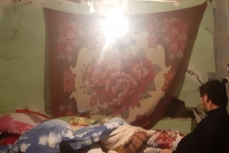 “28 May” Neft-Qaz Çıxarma İdarəsində xəsarət alan işçini Allahın ümidinə buraxırlar... “28 May” Neft-Qaz Çıxarma İdarəsində xəsarət alan işçini Allahın ümidinə buraxırlar...
