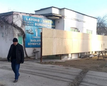 Məhbus şair Sərvər Məsumun evini yıxırlar Məhbus şair Sərvər Məsumun evini yıxırlar
