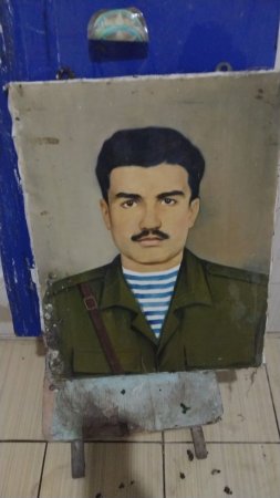 49 saylı məktəbdə Şəhidlərin fotoları sanitar qovşaqda saxlanılır... 49 saylı məktəbdə Şəhidlərin fotoları sanitar qovşaqda saxlanılır...
