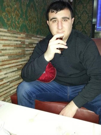 Göyçayda camaat bələdiyyə sədrindən real fəaliyyət gözləyir... Göyçayda camaat bələdiyyə sədrindən real fəaliyyət gözləyir...