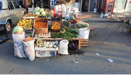 İntiqam Məmmədov Bakını KÜÇƏ-KÜÇƏ SATIR... İntiqam Məmmədov Bakını KÜÇƏ-KÜÇƏ SATIR...