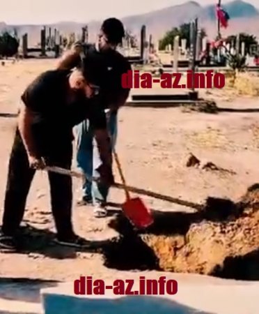 Etirazçı Babək sakini özünə qəbir qazaraq, aksiyaya başlayıb Etirazçı Babək sakini özünə qəbir qazaraq, aksiyaya başlayıb