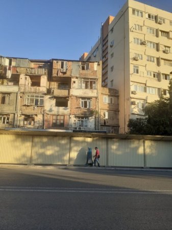 «GOLD RESİDENCE» Bakı sakinlərini mühasirədə saxlayır «GOLD RESİDENCE» Bakı sakinlərini mühasirədə saxlayır