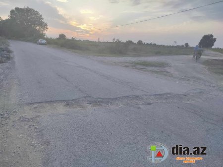 Xaçmazda 4 milyona başa gələn yolu görün, NƏ HALA SALIBLAR? Xaçmazda 4 milyona başa gələn yolu görün, NƏ HALA SALIBLAR?