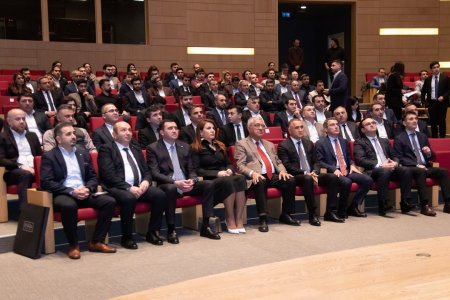 Veysəloğlu Şirkətlər Qrupunun əməkdaşları üçün ADA Universitetində təşkil edilən birillik təlim başa çatıb Veysəloğlu Şirkətlər Qrupunun əməkdaşları üçün ADA Universitetində təşkil edilən birillik təlim başa çatıb