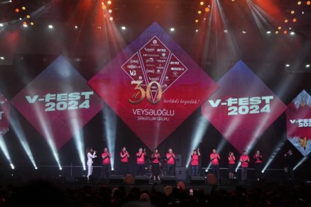 Veysəloğlu Şirkətlər Qrupu “V-FEST 2024” adlı 30 illik yubiley və Yeni il tədbirini keçirdi Veysəloğlu Şirkətlər Qrupu “V-FEST 2024” adlı 30 illik yubiley və Yeni il tədbirini keçirdi
