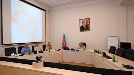 Azərbaycan Ordusu miqyasında komanda-qərargah məşqi keçirilir Azərbaycan Ordusu miqyasında komanda-qərargah məşqi keçirilir